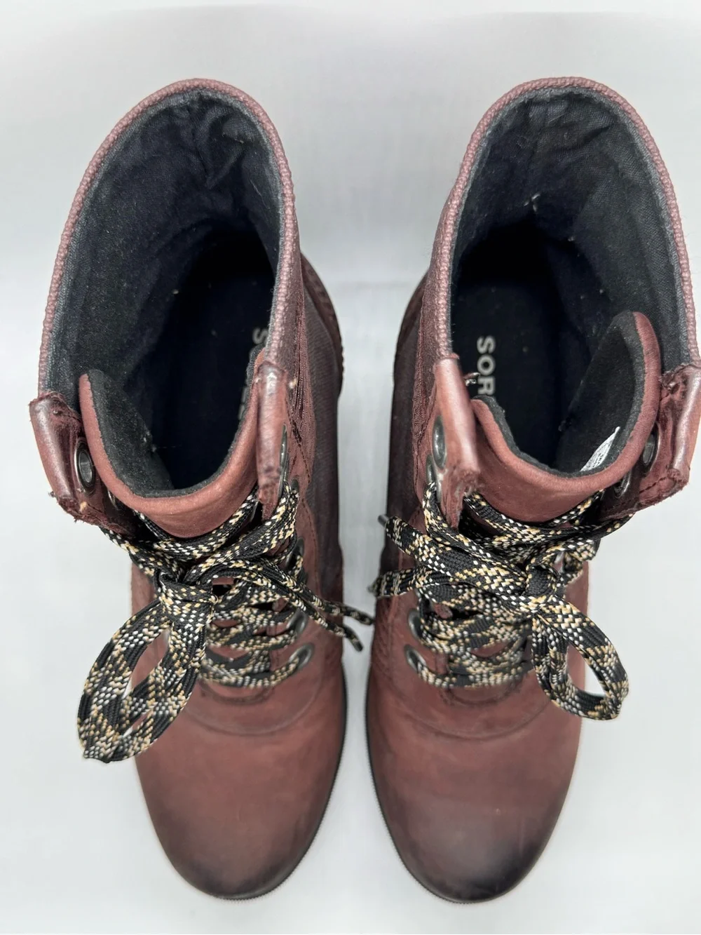 Sorel Women's Lexie Wedge Leather Boots NL3046-908 Cattail Brown Burgundy Sz 7.5